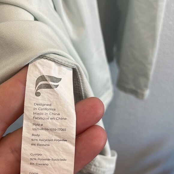 Fabletics Phoenix Lite Long-Sleeve Top in Ice Cube Mint Size 3X - Picture 5 of 7